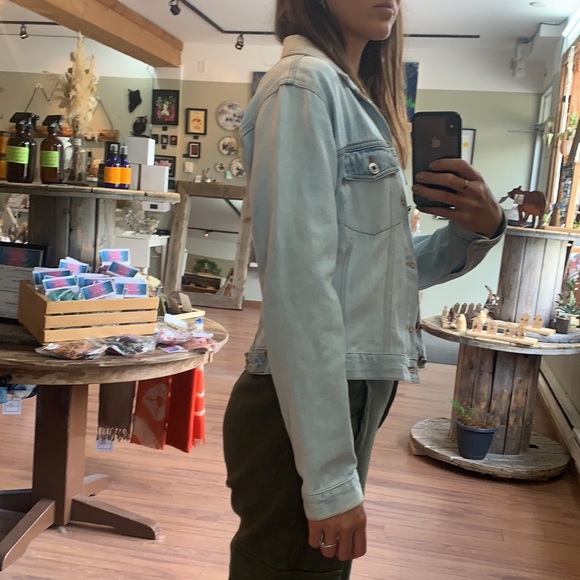 Denim jacket - Picture 3 of 3